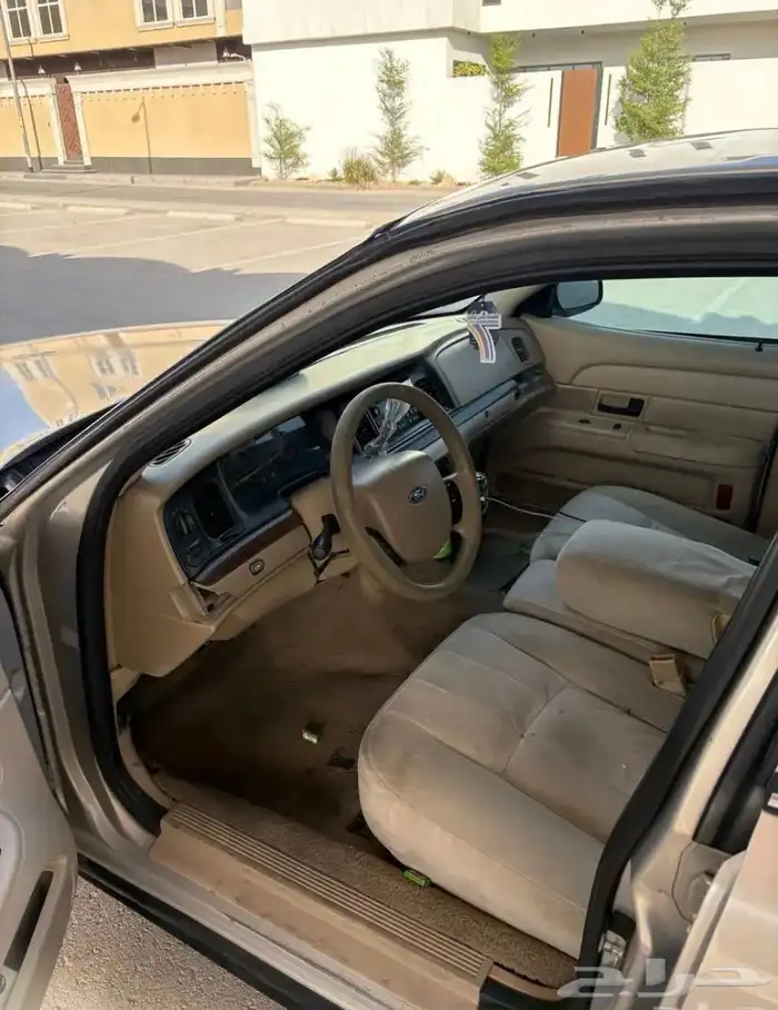 فورد فكتوريا 0