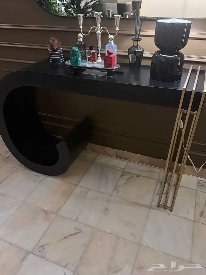 طاوله مدخل مع مرايا 0