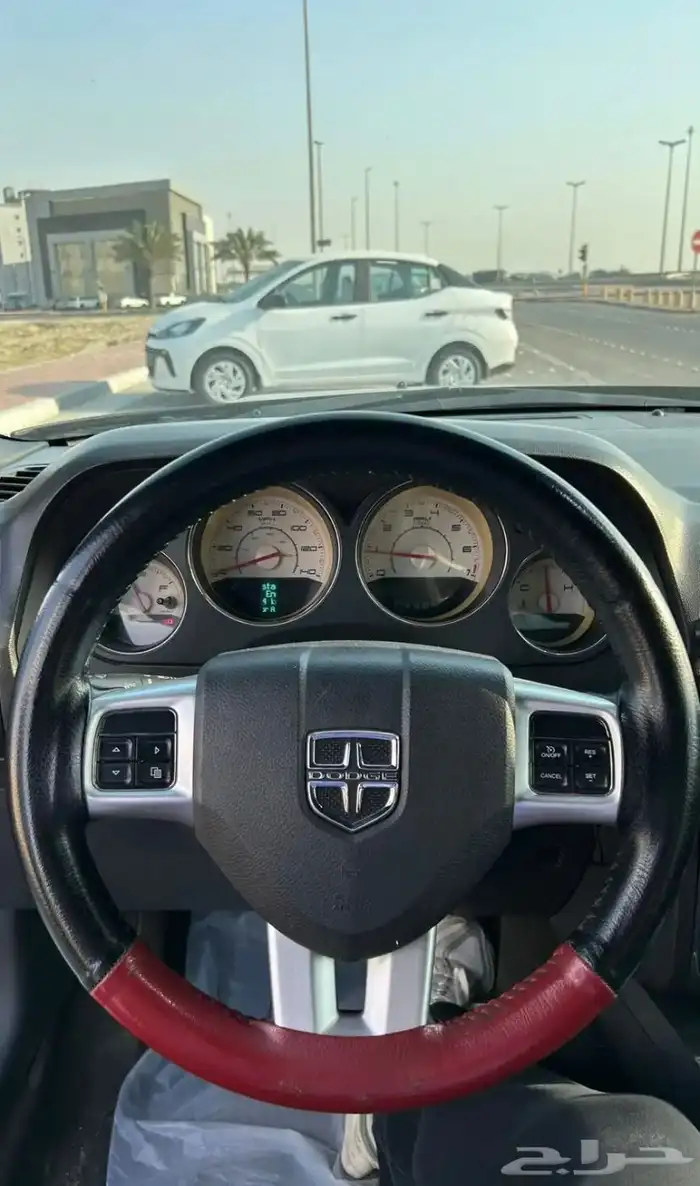 دوج تشالنجر 2011 V6 16