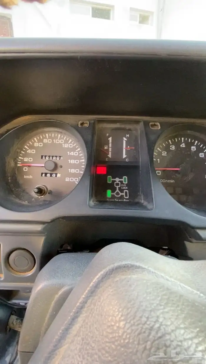 باجيرو صالون 2003 . 3