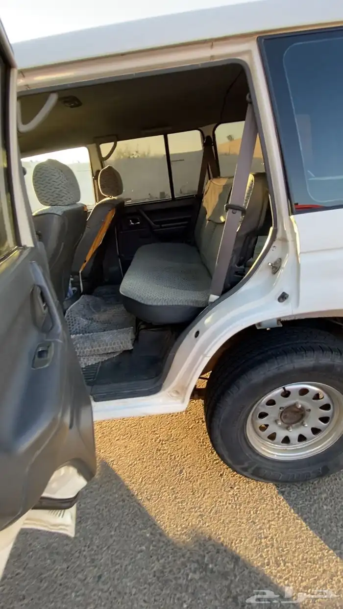 باجيرو صالون 2003 . 5