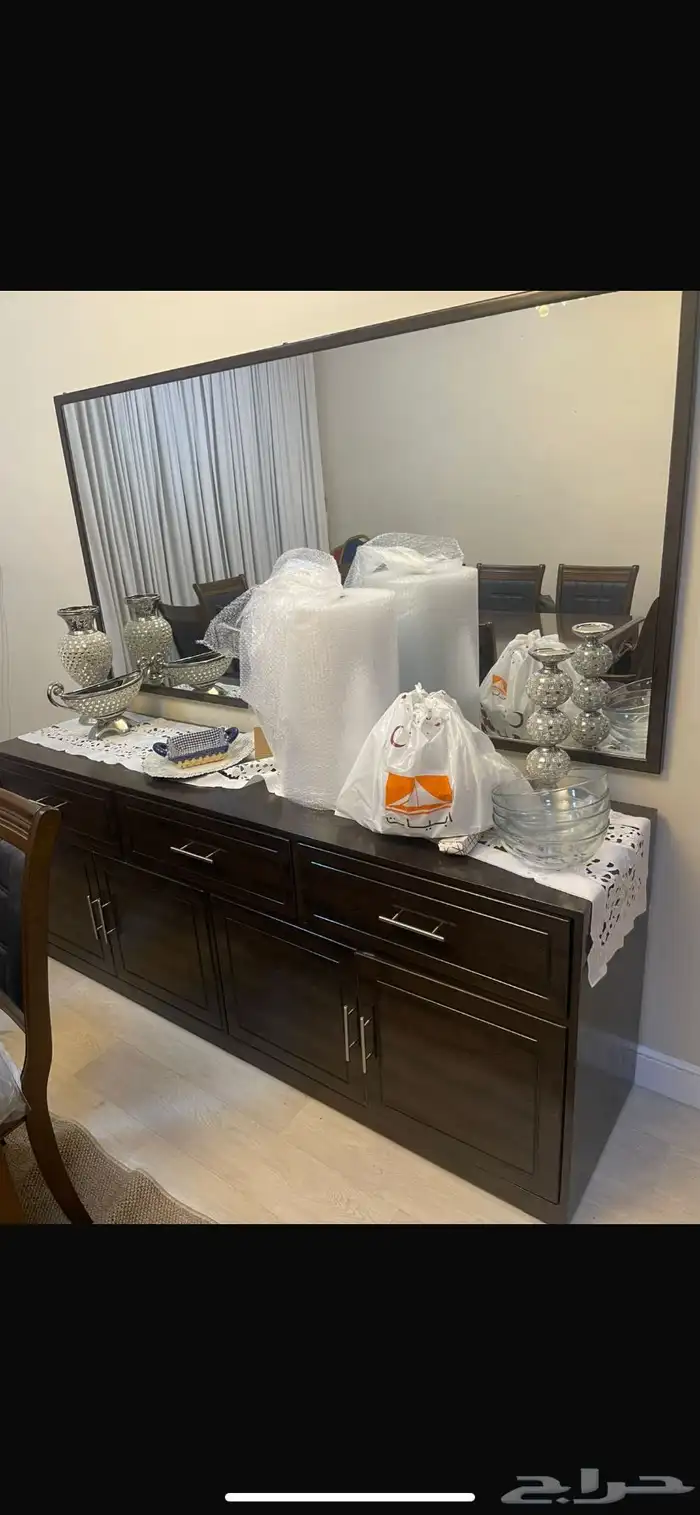 طاولة طعام وطاولة بوفيهات ودولاب مواعين طقم كامل 1