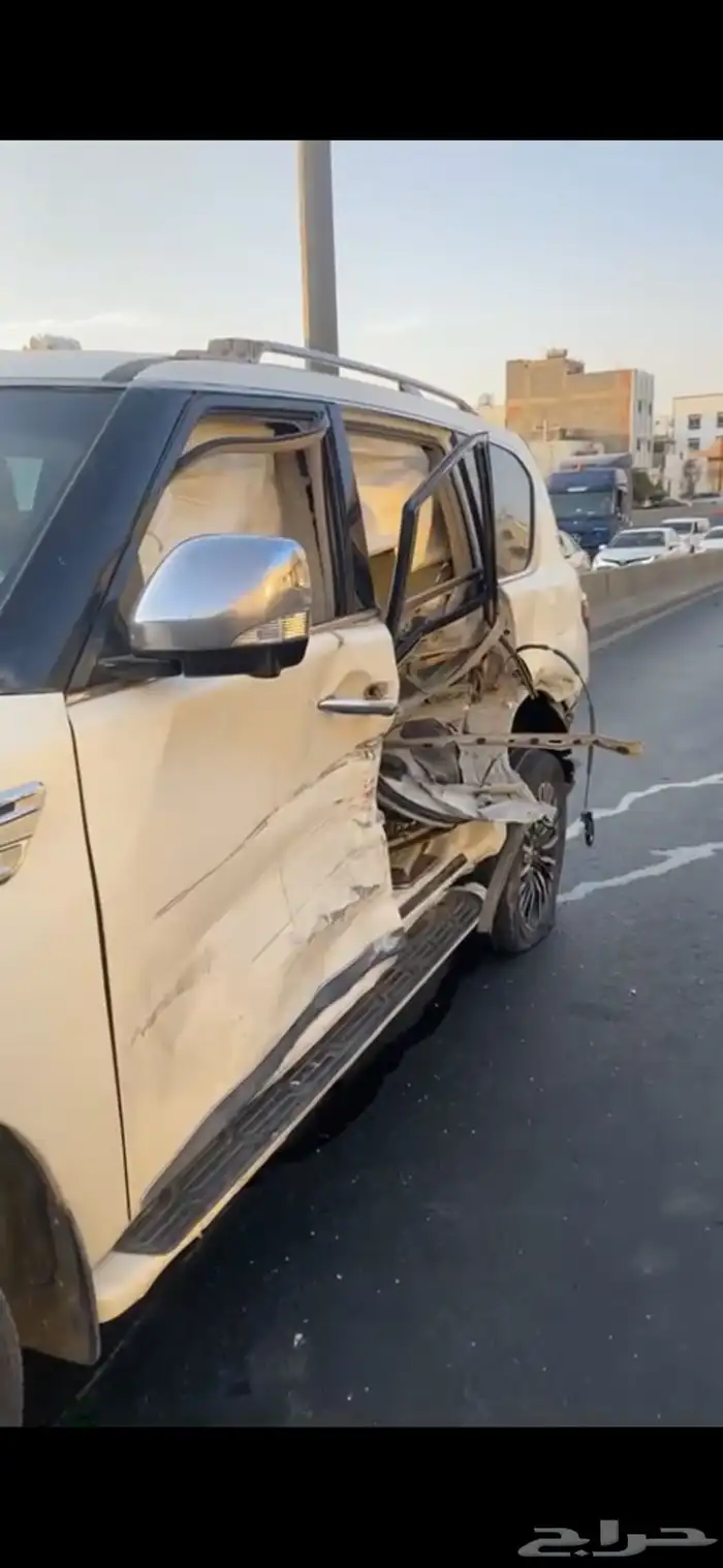 نيسان باترول بلاتينيوم مصدوم 1