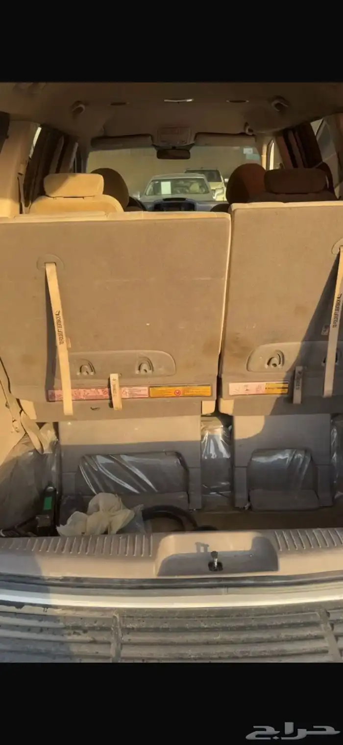 كيا كرنفال 2014 16