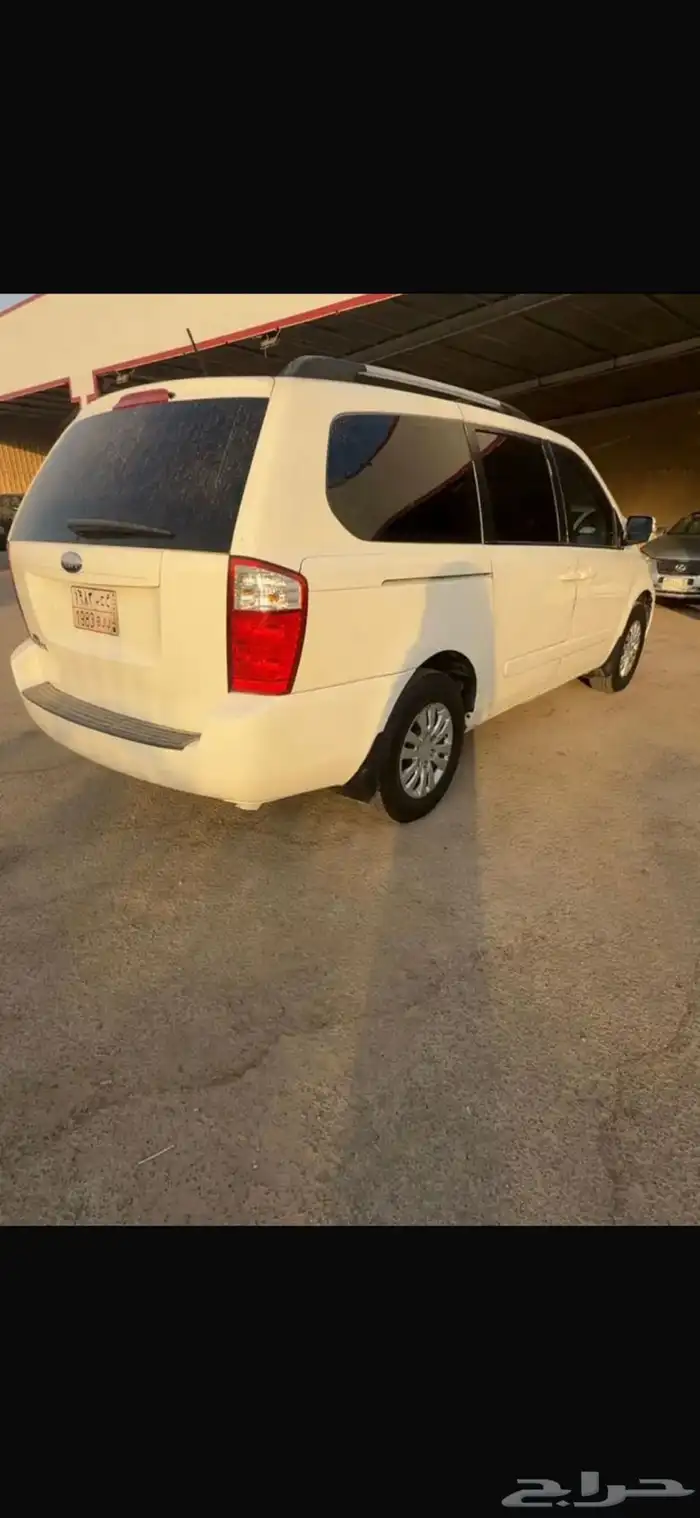 كيا كرنفال 2014 12