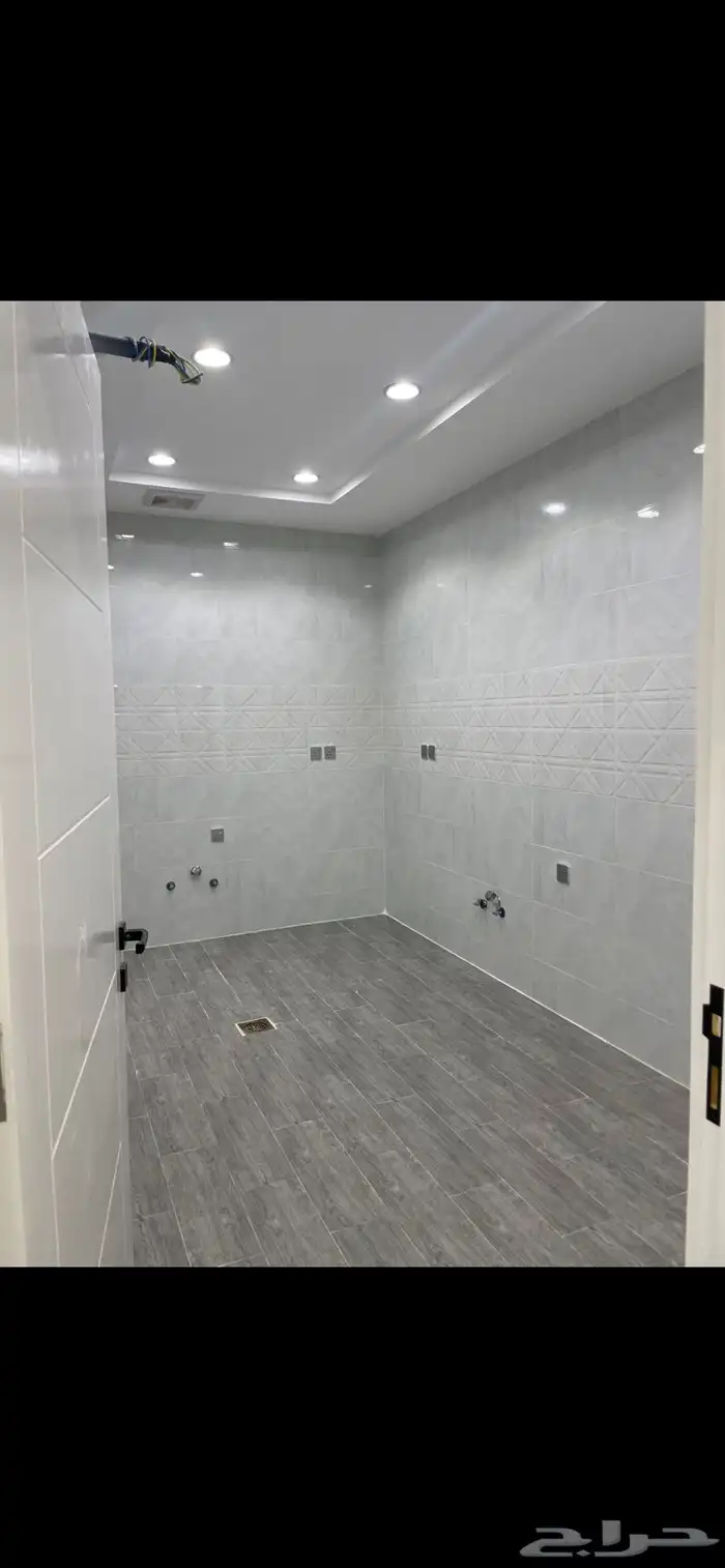 شقة من المالك جديدة للبيع 4 غرف بحي الربوة 10