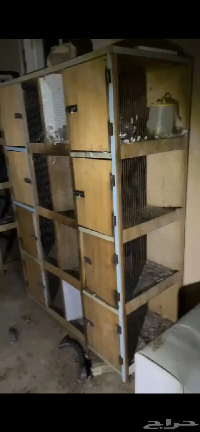 محكر حمام خشب نظيف 8 خانات ما فيه اي عيوب 0