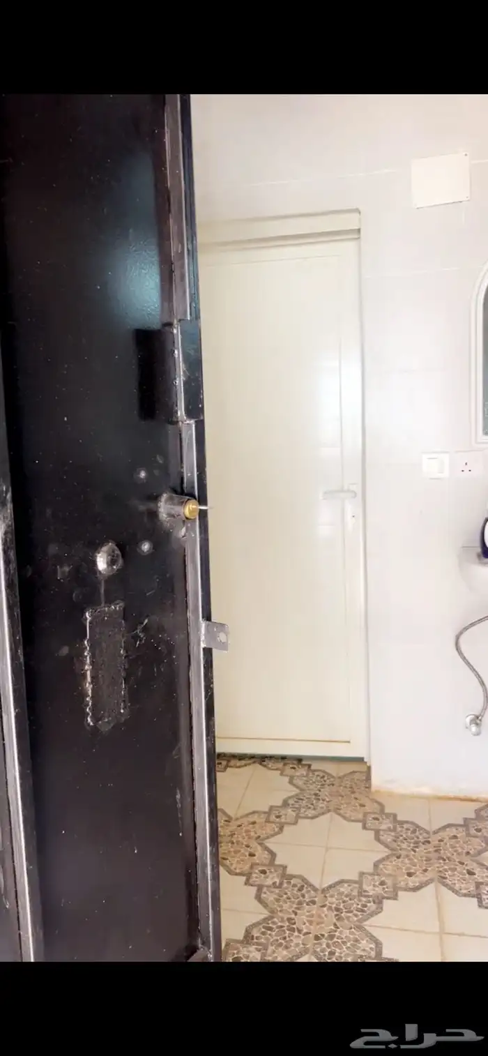 استراحة للبيع او ايجار يومي في الحريضه 8