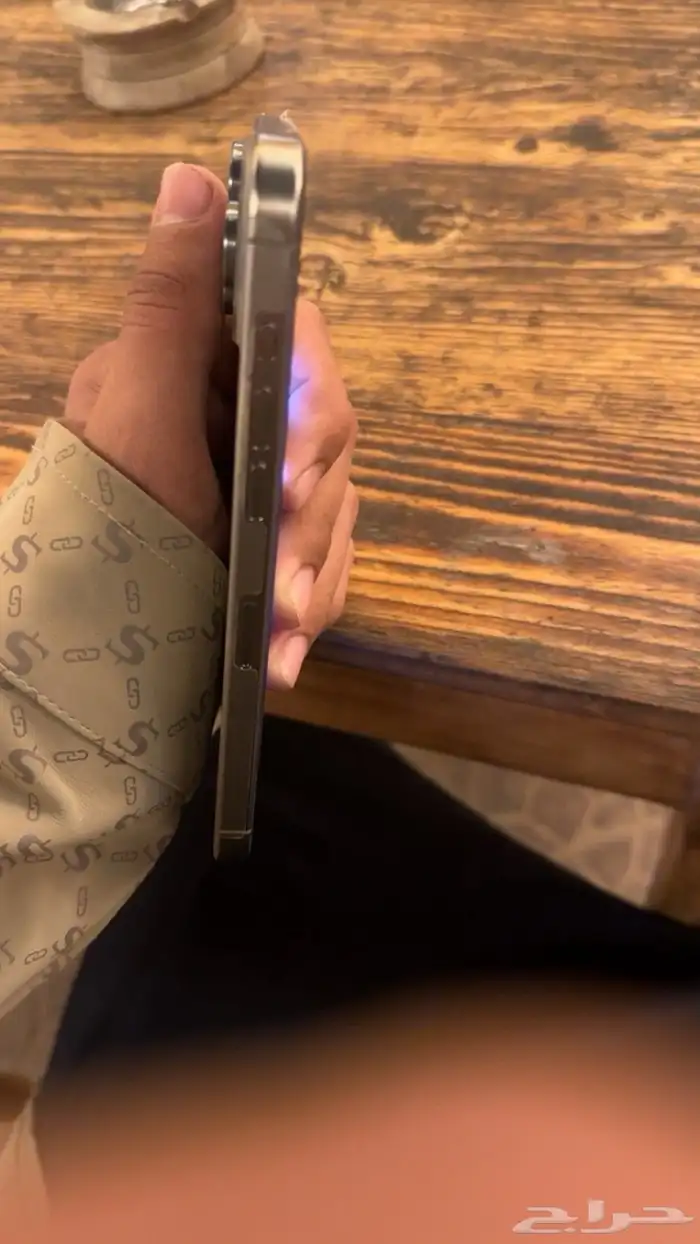 آيفون 15pro maxنضيف 8