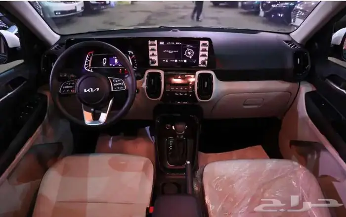 كيا سونيت موديل 2023 فل كامل 9