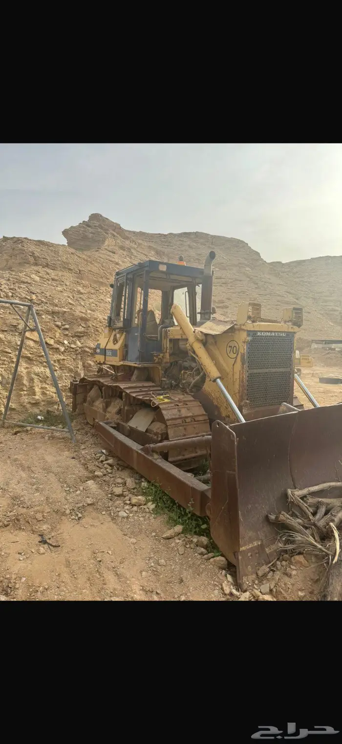 بلدوز كوماتسو داش 8 1