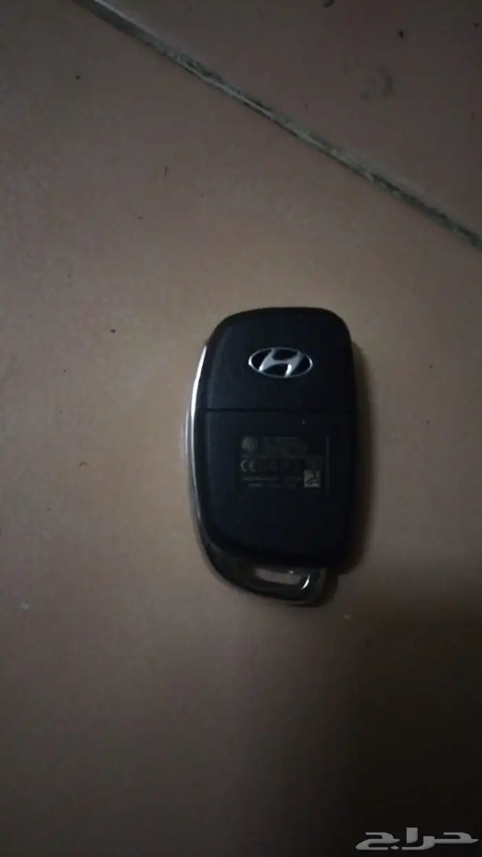 فني مفاتيح فتح أبواب وبرمجة مفاتيح السيارات 9