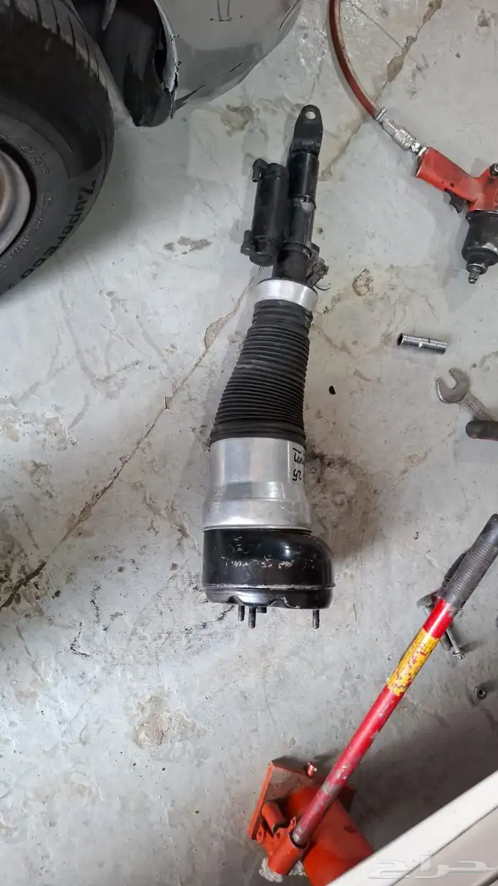 مساعدات الهيدروليك مع الصمان 1