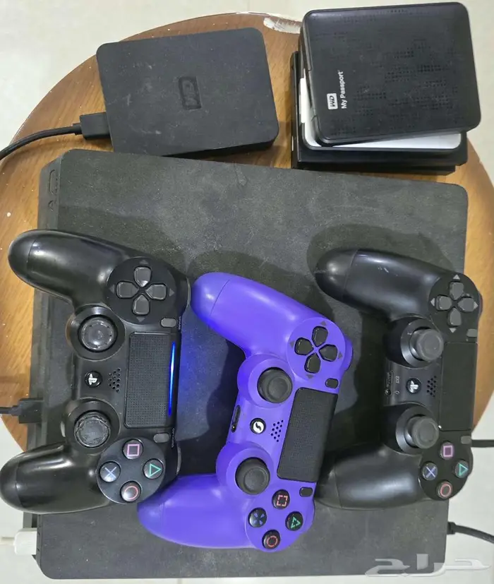 بلايستيشن 4 مع سماعة رايز وهاردات 4