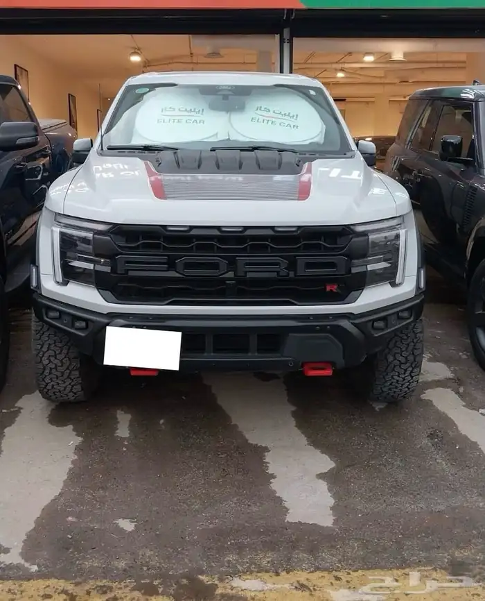 فورد رابتر ار للايجار لموسم الشتويه و الكشتات 2024 رصاصي 4