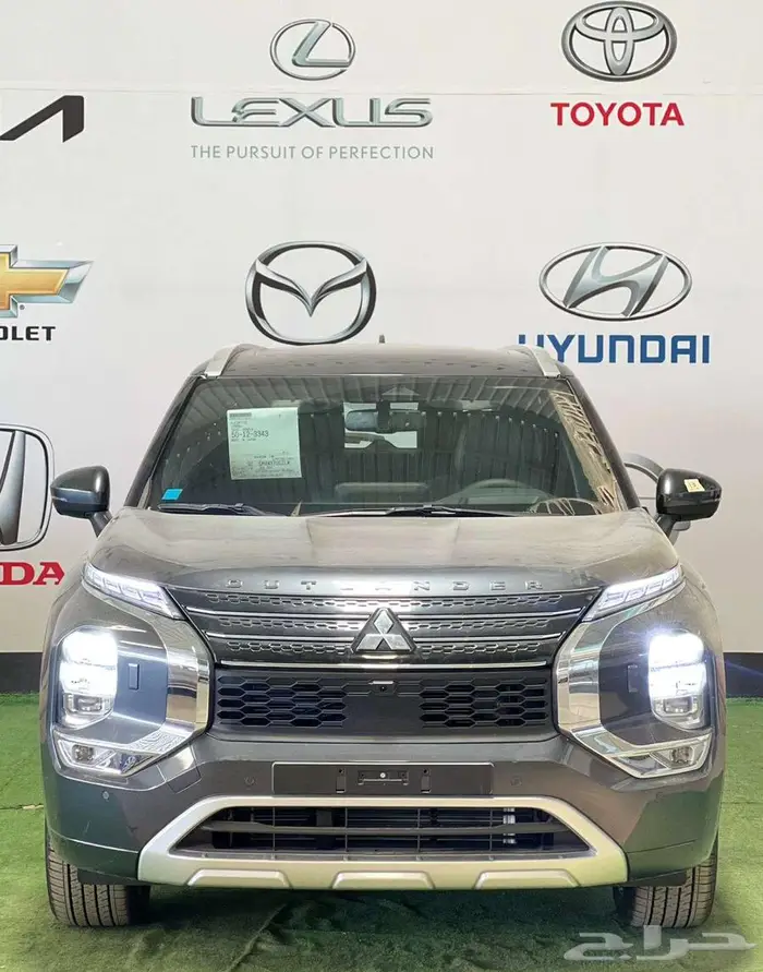 ميتسوبيشي اوتلاندر فل كامل7 راكب 2025 1