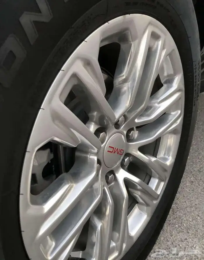 يوكن SLT فل 2024 دبل ممشي قليل 42 ألف بدي وكالة مخزن 41