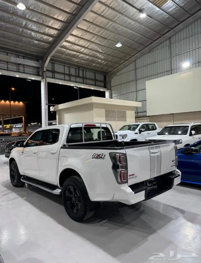 ايسوزو 2022 جي تي GT 1