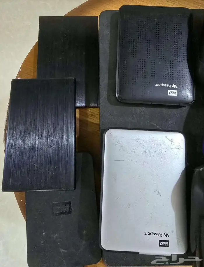 بلايستيشن 4 مع سماعة رايز وهاردات 5