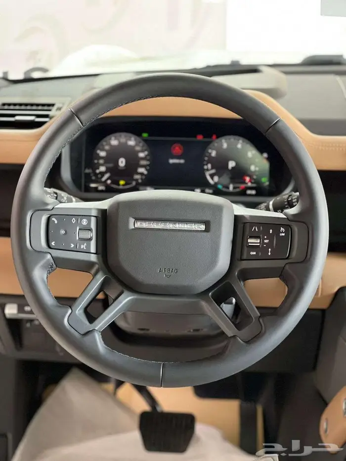 لاندروفر - ديفندر فل كامل خليجي موديل 2025 6