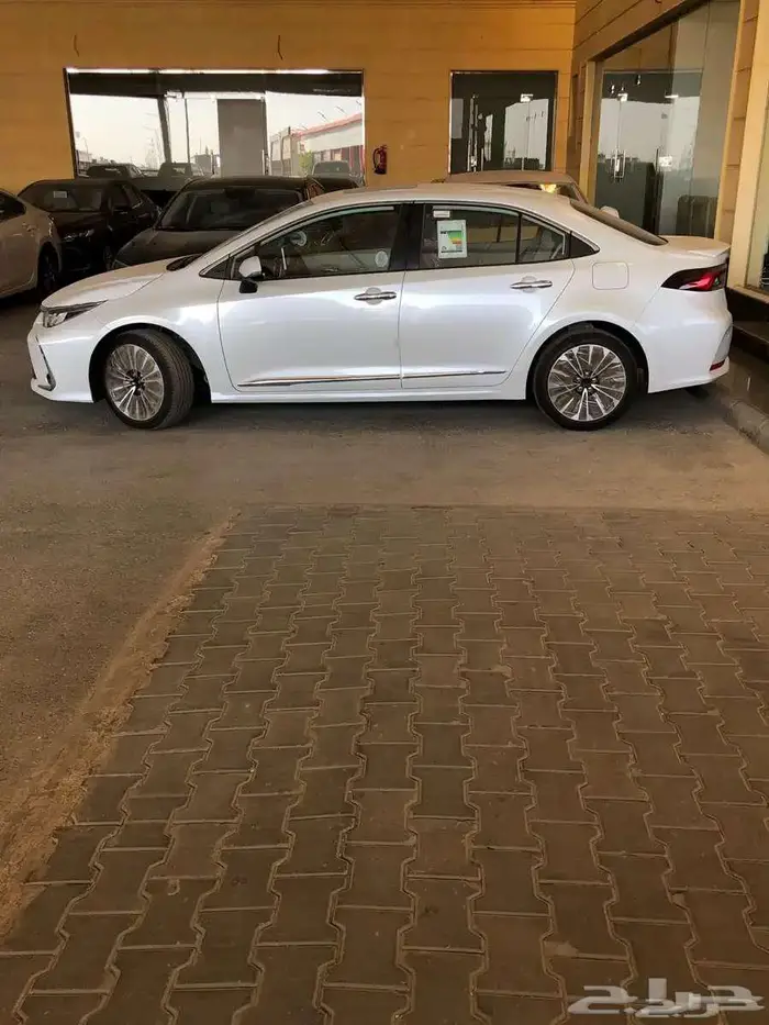 تويوتا كورولا GLI فل كامل موديل 2024 متوفر لدى الحسن 1