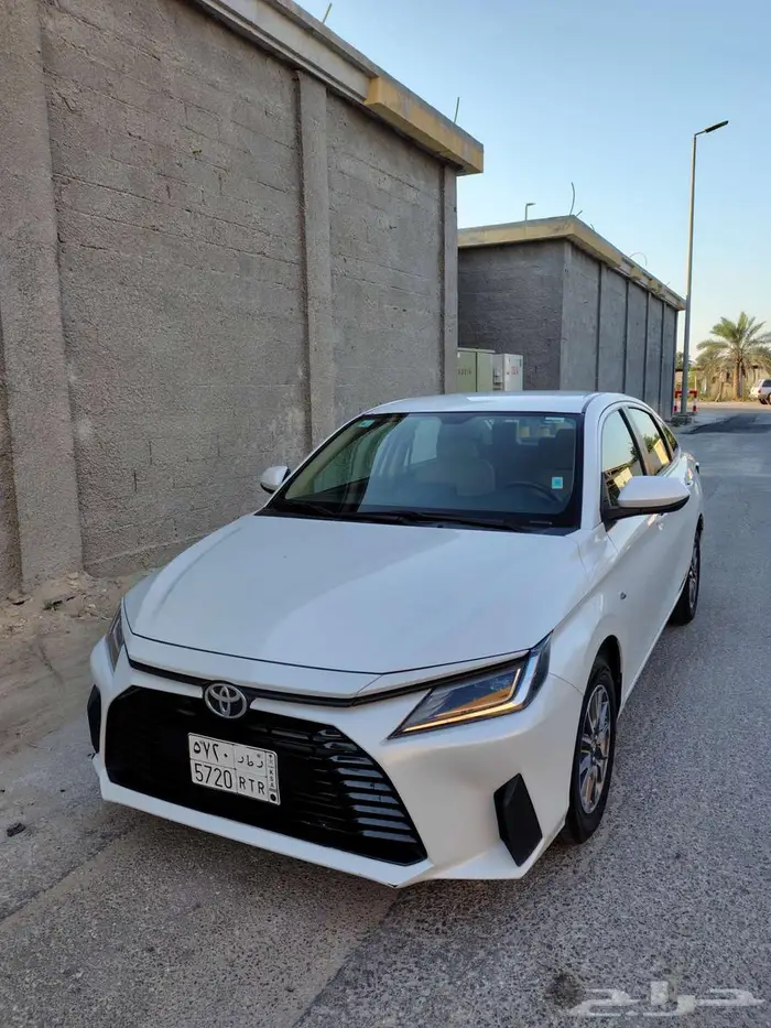 تويوتا يارس 2023 0