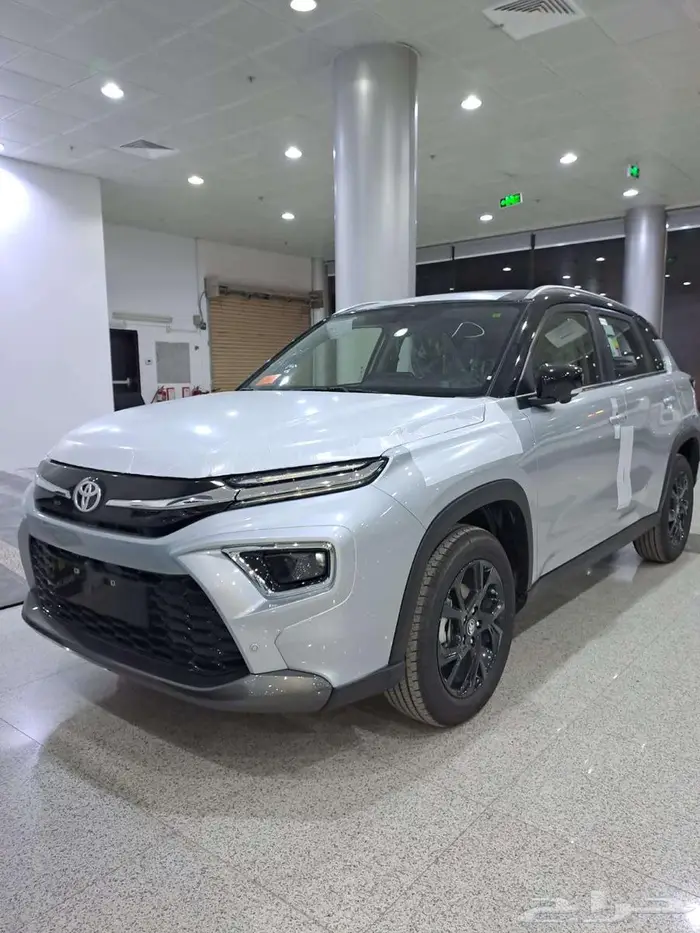 تويوتا اوربان كروزر GLX فل 2026 0