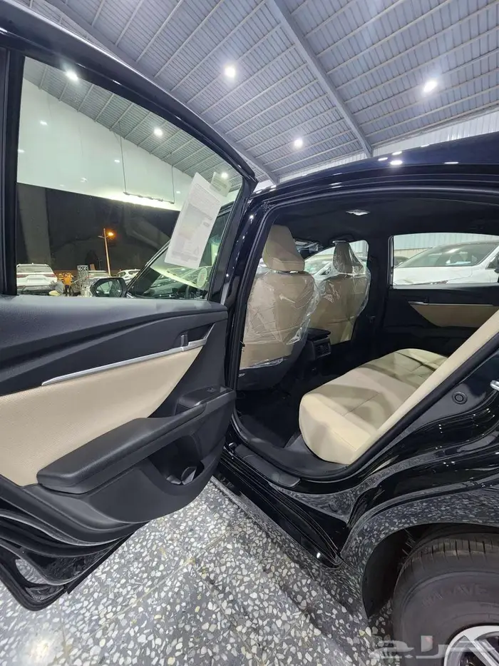 كامري E جنوط 2025 السعر 116150 9