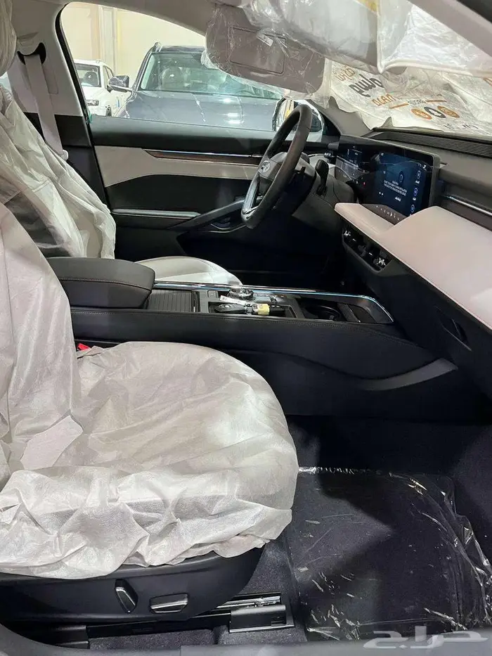 عرض خاص فورد تورس تيتانيوم موديل 2026 بطاقه جمركيه 6