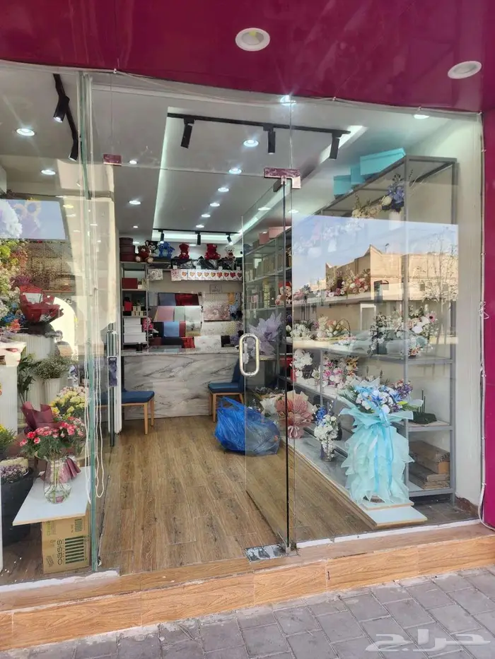 محل ورد للتقبيل الرياض حي طويق 3