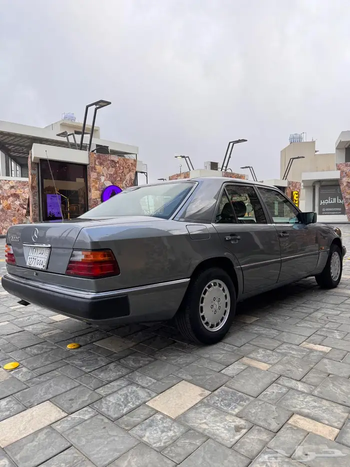 مرسيدس W124 ( فرخ شبح نظيف ) 1993 7