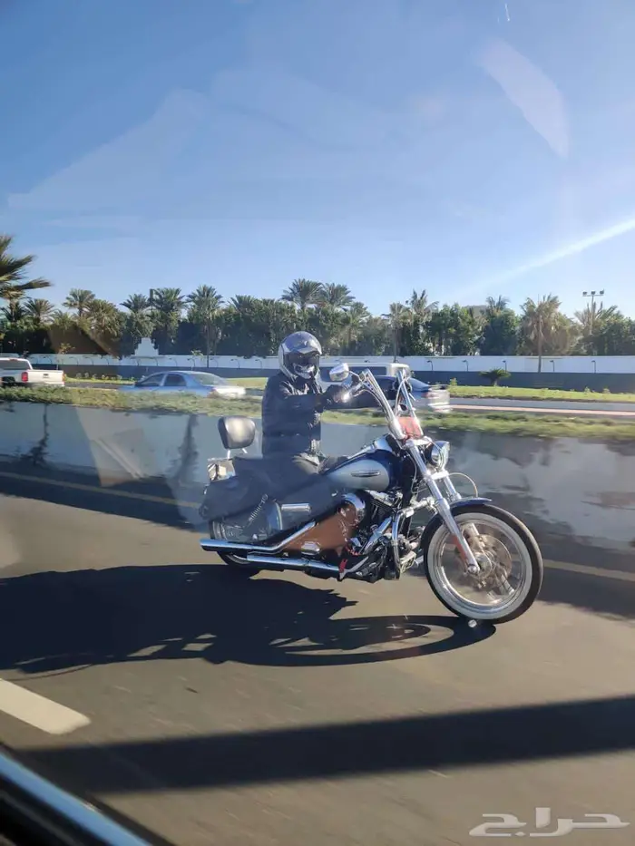 Harley Davidson dyna super glide custom 2010 4