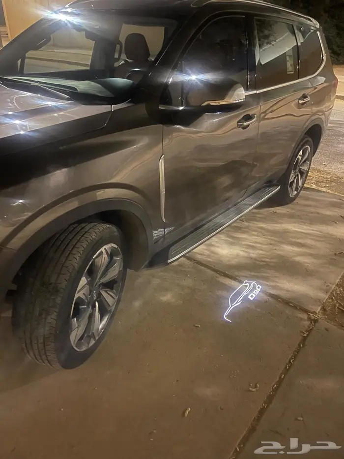 جيب ماكسيس d90 فل كامل دبل بنزين 2022 3