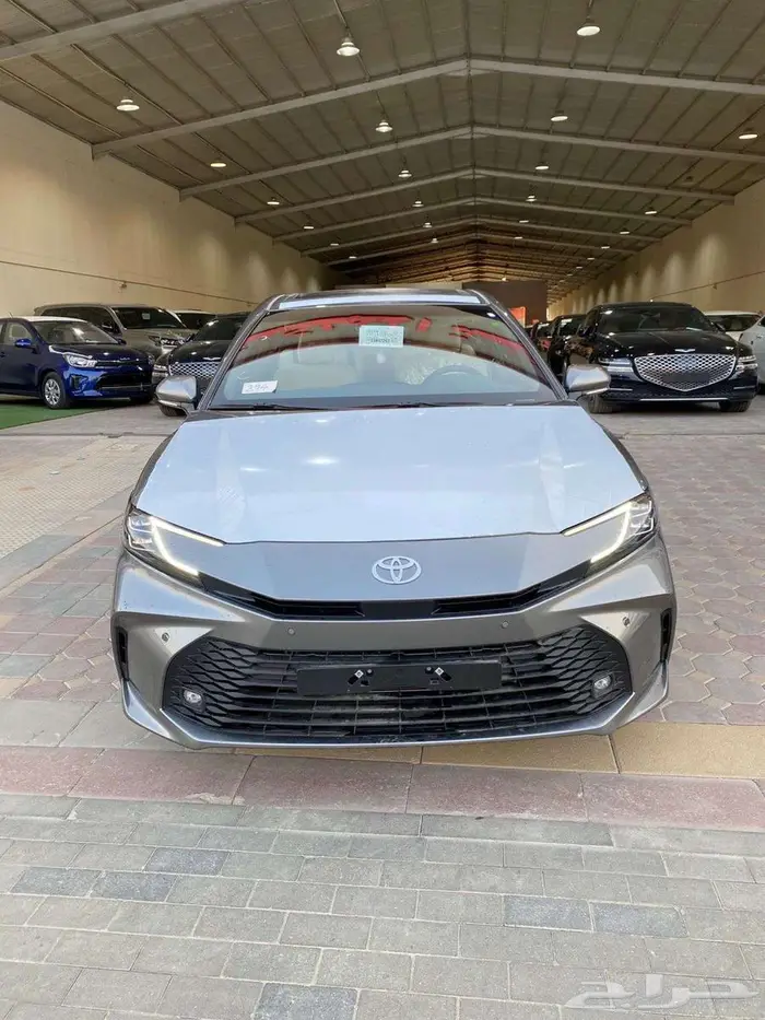 تويوتا كامري (LE) اصفار 2025 4 سلندر 2500 سي سي 0