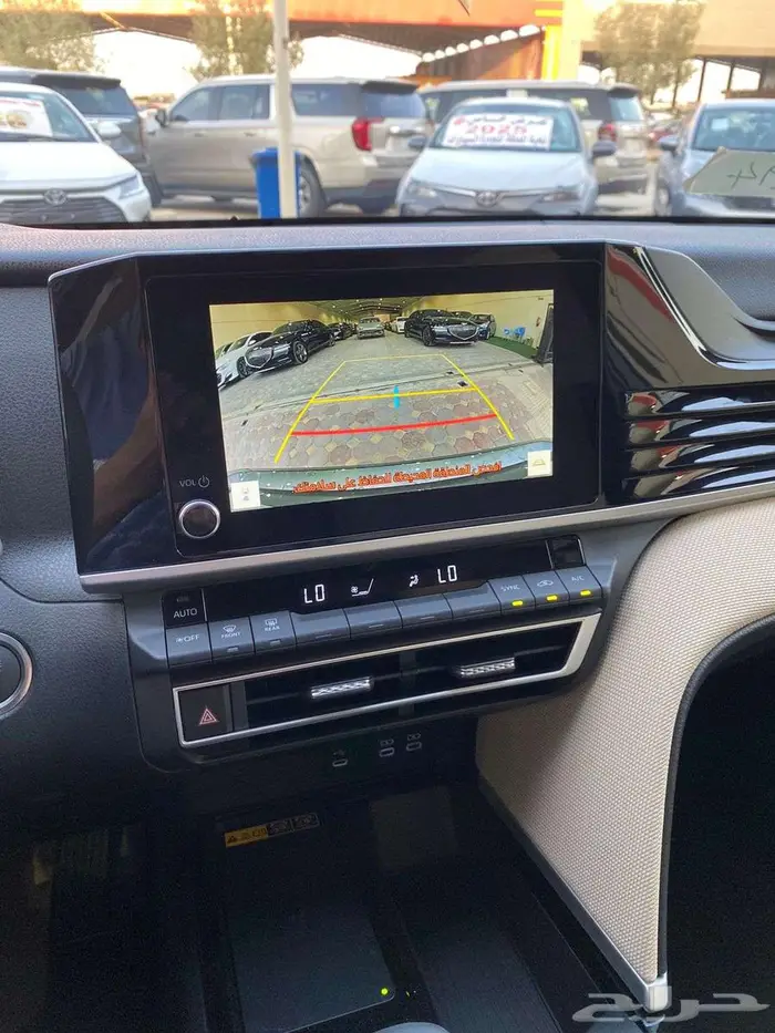 تويوتا كامري (LE) اصفار 2025 4 سلندر 2500 سي سي 14