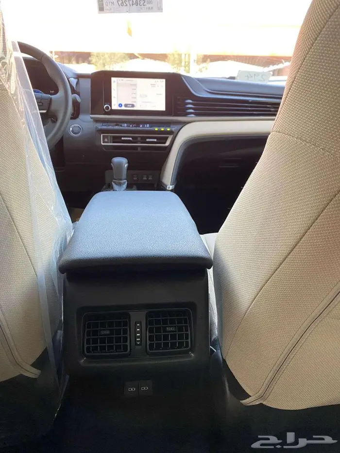 تويوتا كامري (LE) اصفار 2025 4 سلندر 2500 سي سي 17