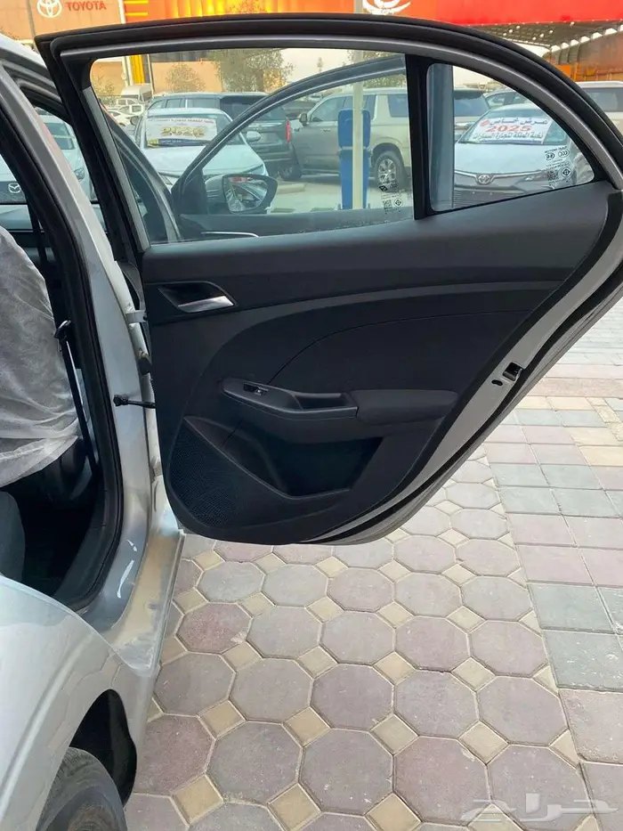 ام جي (3) 2025 اصفار سعودي 4 سلندر كاميرا شاشة 24