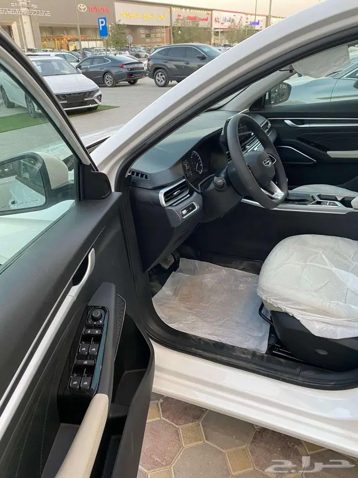 جيلي امجراند 2026 اصفار خليجي تشغيل بصمة دخول ذكي(كاش-اقساط) 9