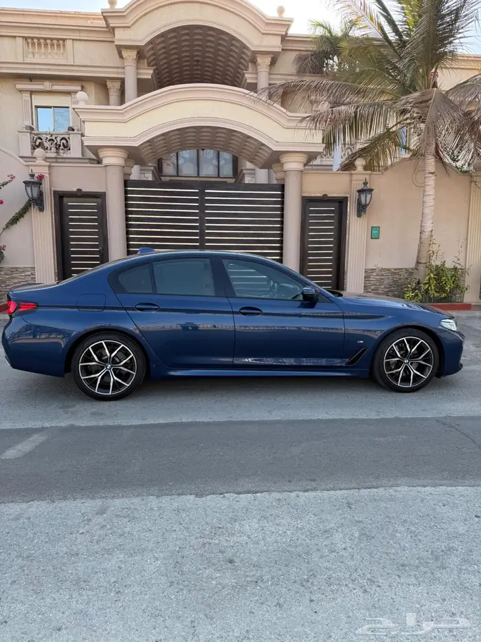 bmw530i فل كامل كيت ام موديل 2023 وكالة البيع 147000 14