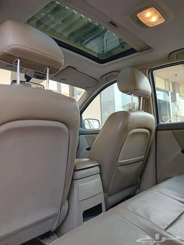 كيا سورنتو فئة الفل الكامل موديل 2009 مالك واحد 3