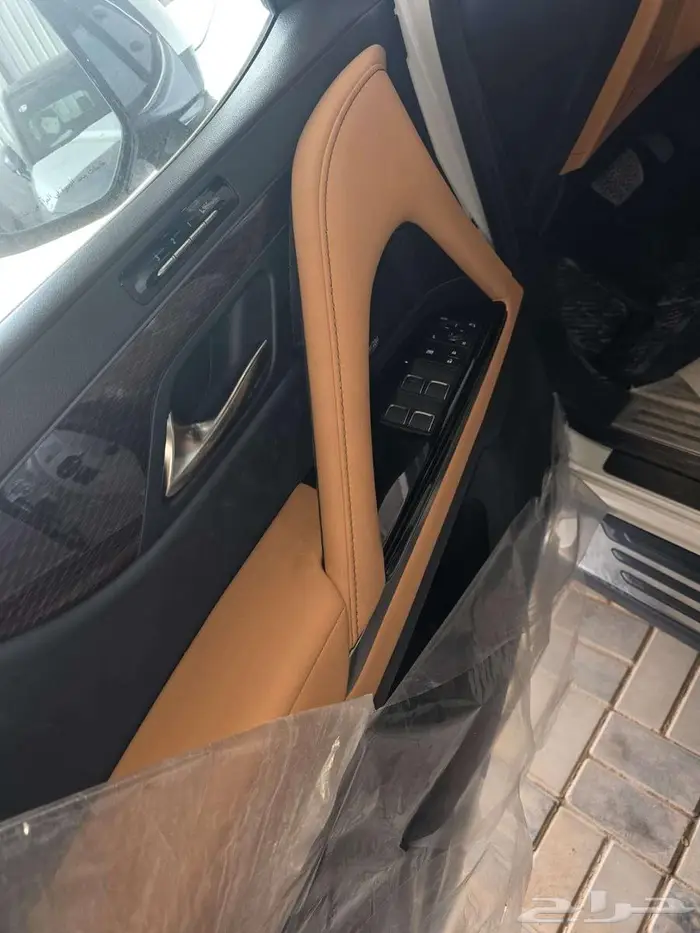 لكزس LX600 BB سعودي موديل 2025 سعر خاااص 3