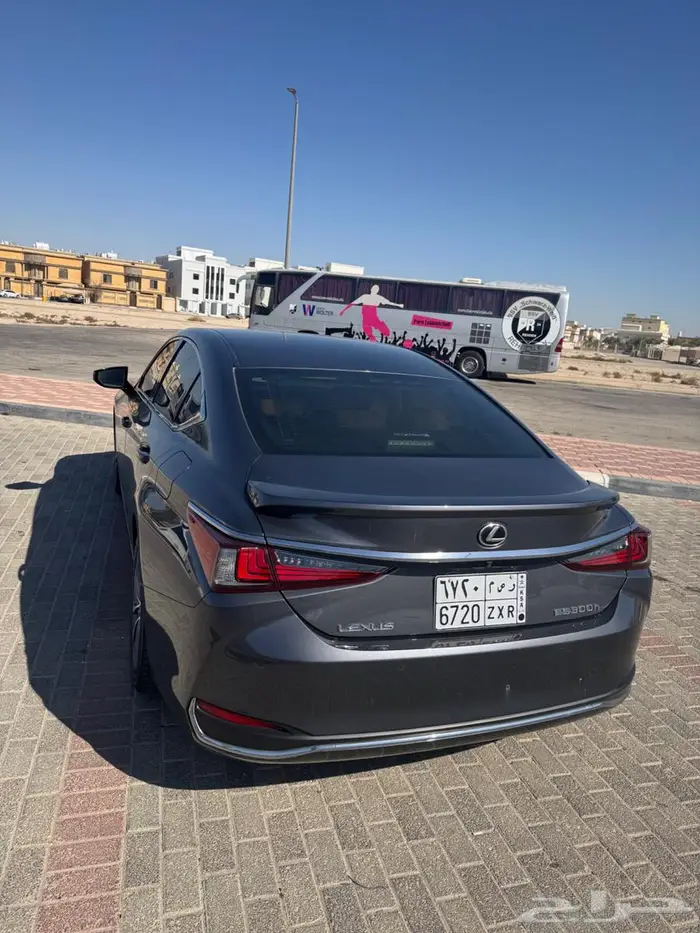 لكزس للبيع هايبرد 2023 6