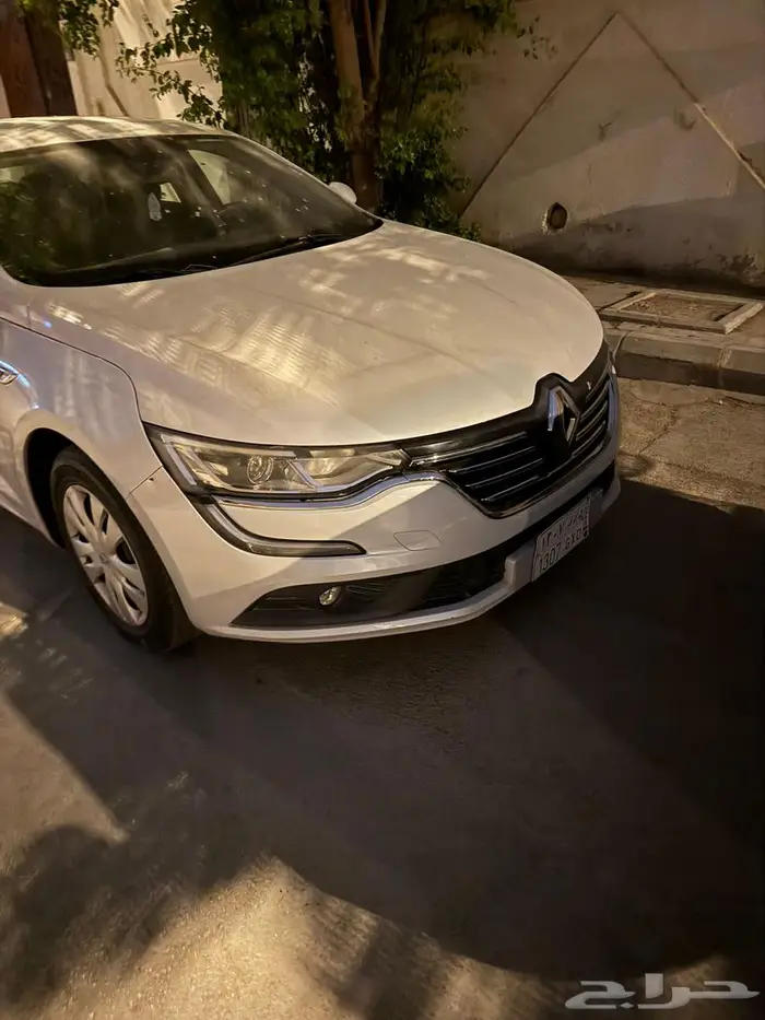 رينو تاليسمان 2017 3