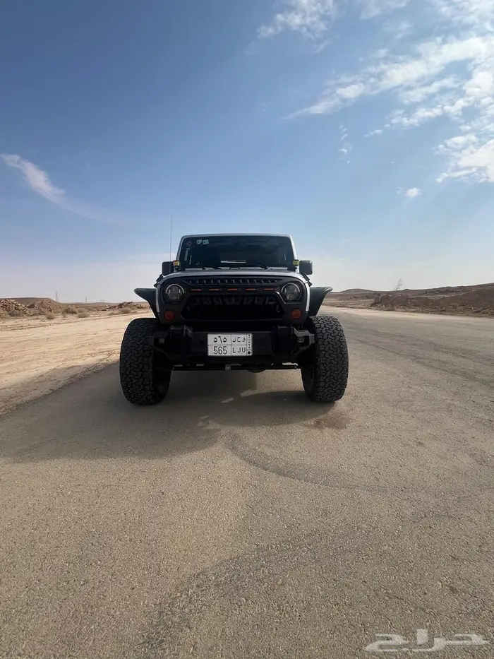 جيب شروكي لانجلر سبورت 5