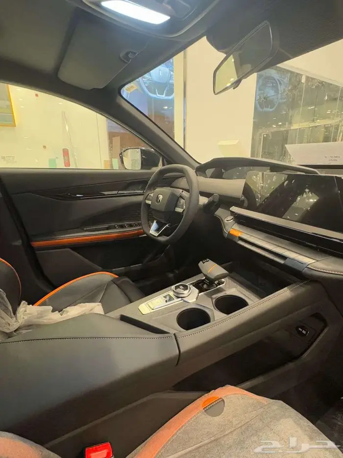 عرض نوفمبر على يوني في سبورت 0