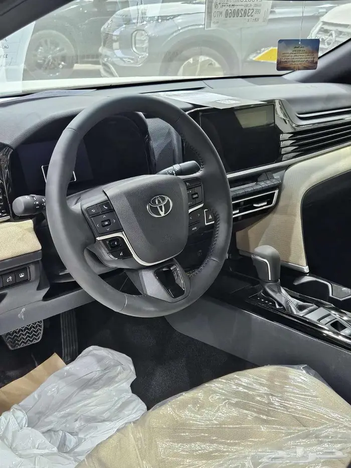 تويوتا كامري LE بنزين 2025 أقساط وكاش 9