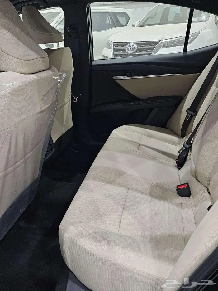 تويوتا كامري LE بنزين 2025 أقساط وكاش 11