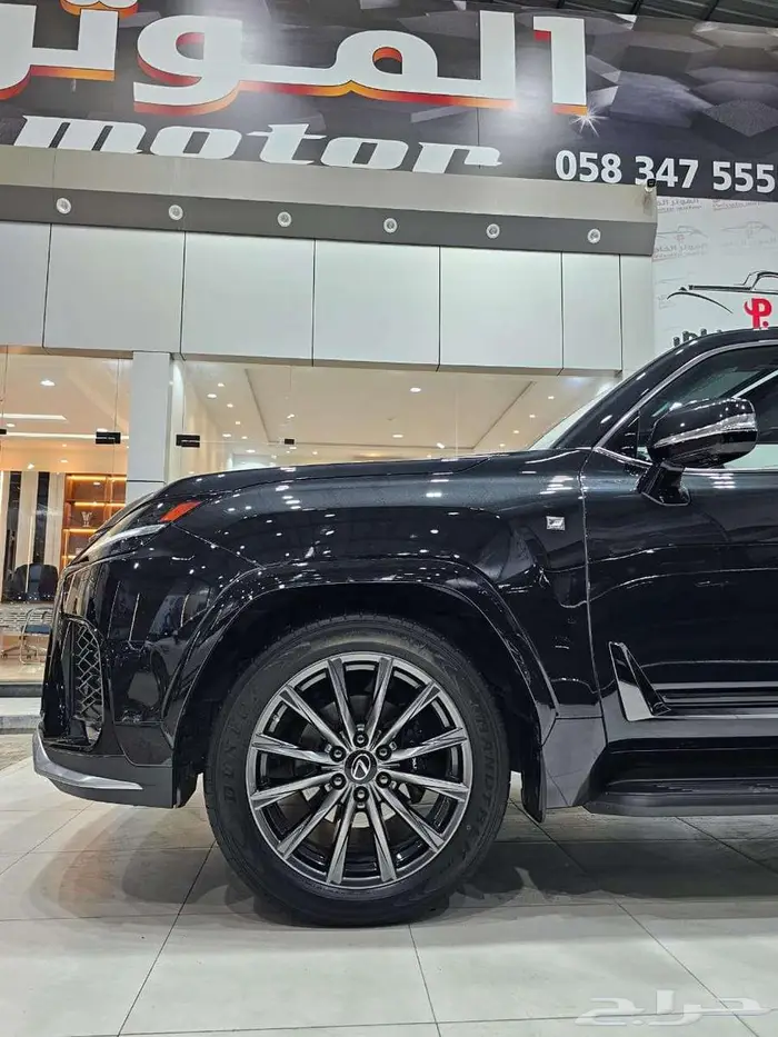 لكزس سبورت LX600 2023 f شبه الجديد 9