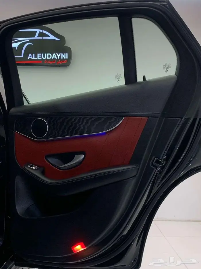 مرسيدس . 2020GLC300 25