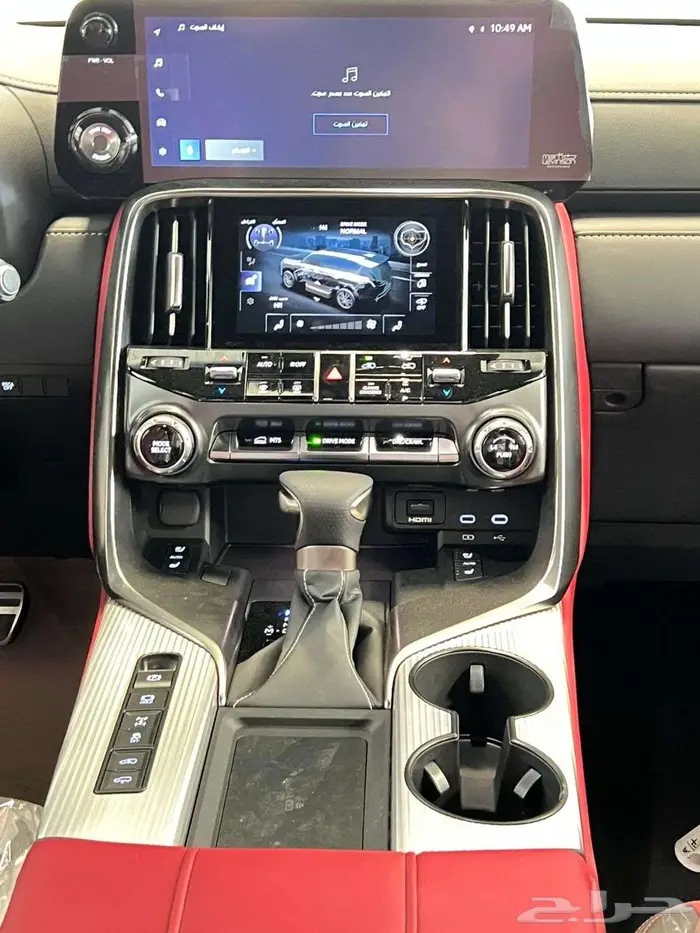لكزس اف اسبورت 2025 سعودي ابيض داخل احمر 21
